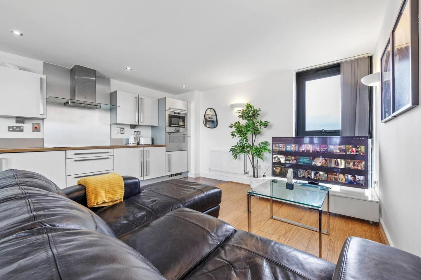 Lovely & Cosy 2 Beds London Skyline View Экстерьер фото